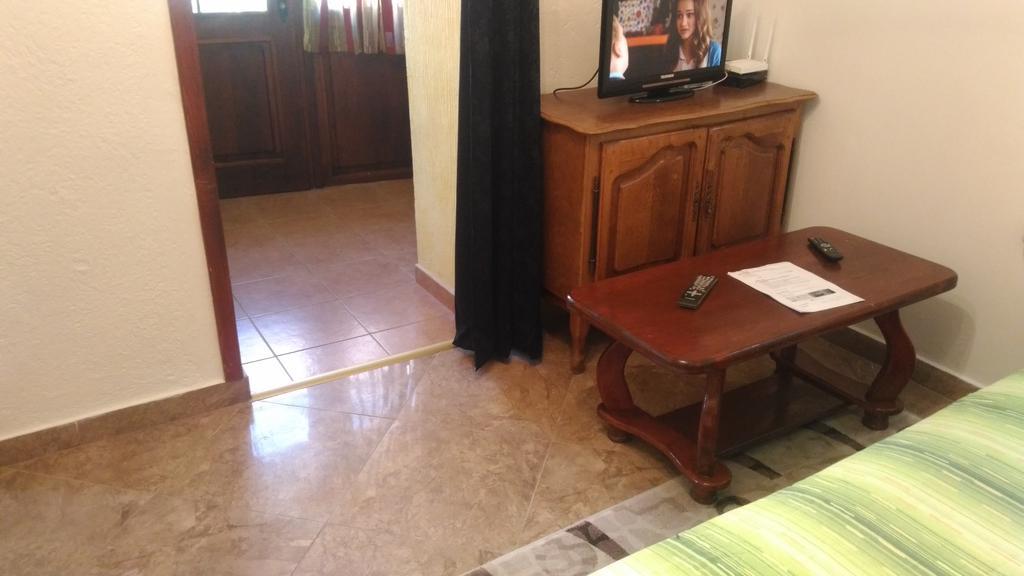 Apartment Luka ポドゴリツァ エクステリア 写真