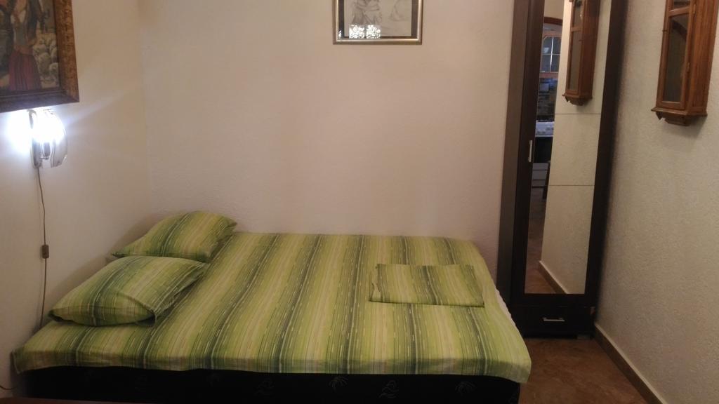 Apartment Luka ポドゴリツァ エクステリア 写真